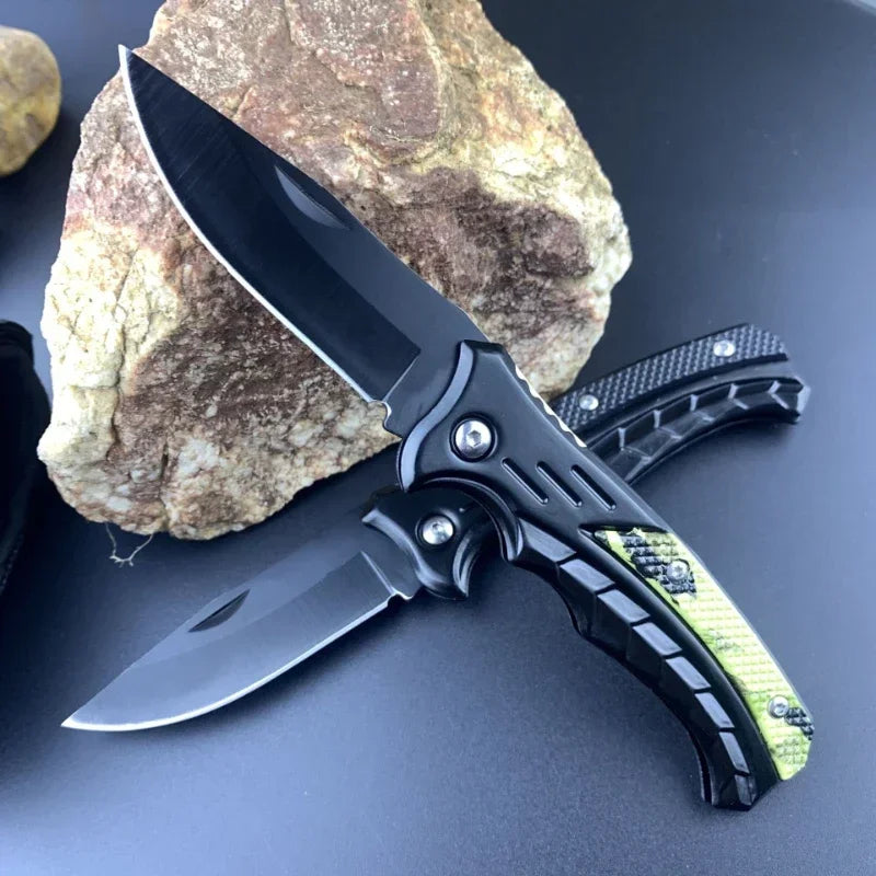 Stainless steel outdoor folding knife, mountaineering, self-defense, self-defense, portable high-hardness pocket knife