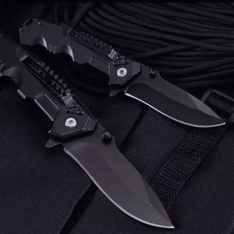 Outdoor black stainless steel folding knife, new mountaineering self-defense pocket knife, high hardness and durability